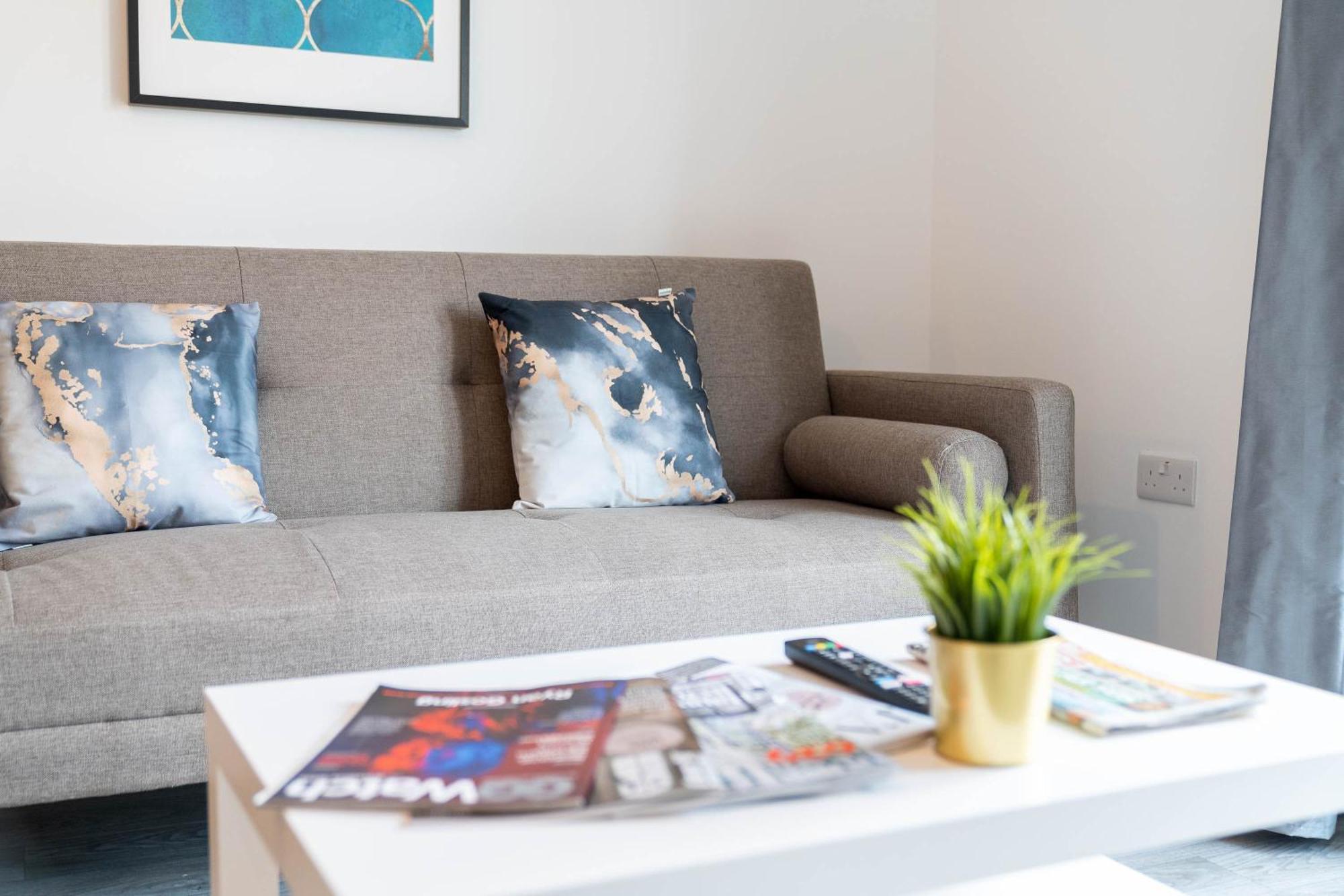Luxury Apartment - Twin Beds - Selly Oak - Off-Street Parking - Free Netflix & Wifi - Top Rated 9Cc Birmingham Exteriör bild