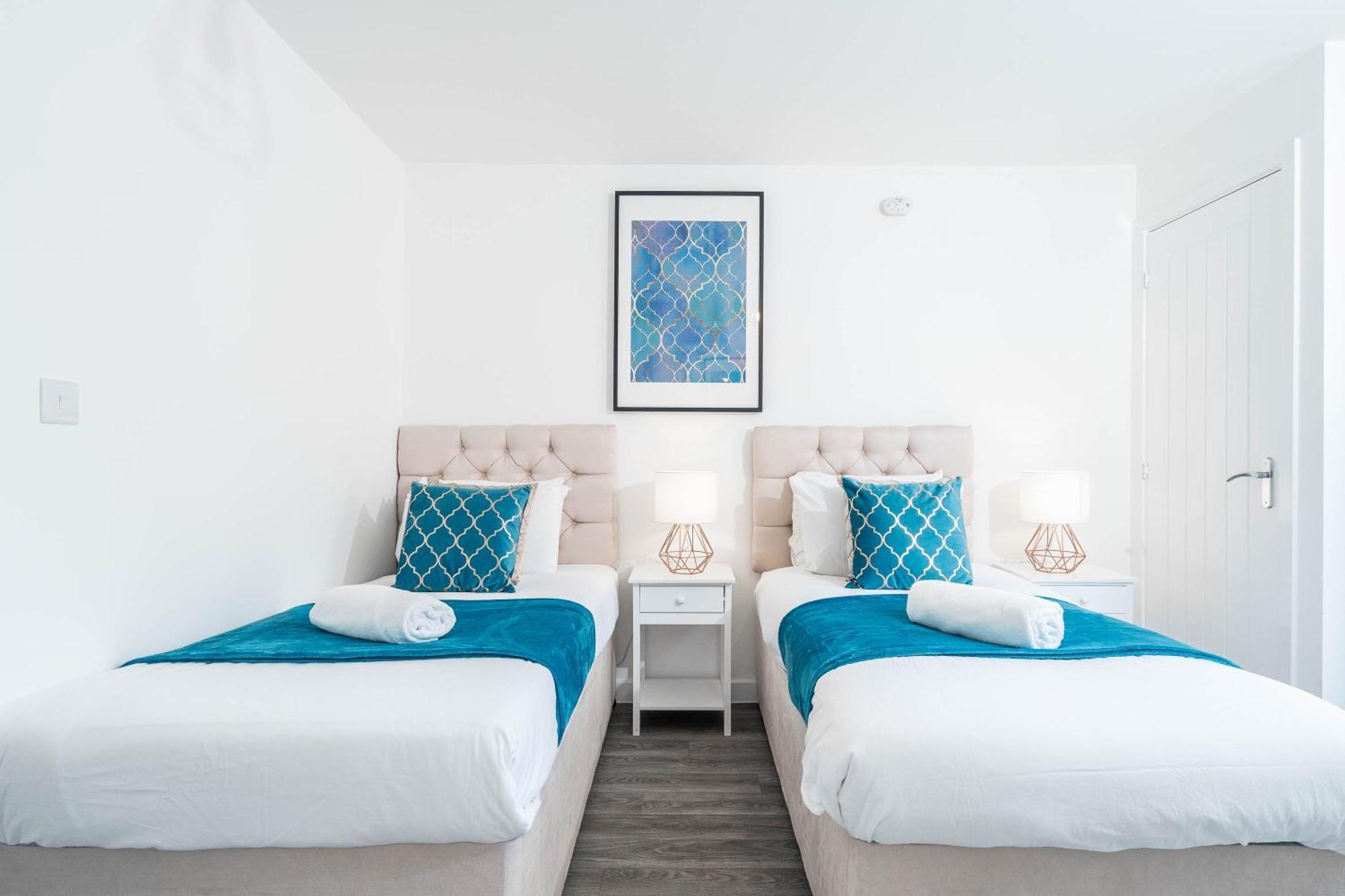Luxury Apartment - Twin Beds - Selly Oak - Off-Street Parking - Free Netflix & Wifi - Top Rated 9Cc Birmingham Exteriör bild